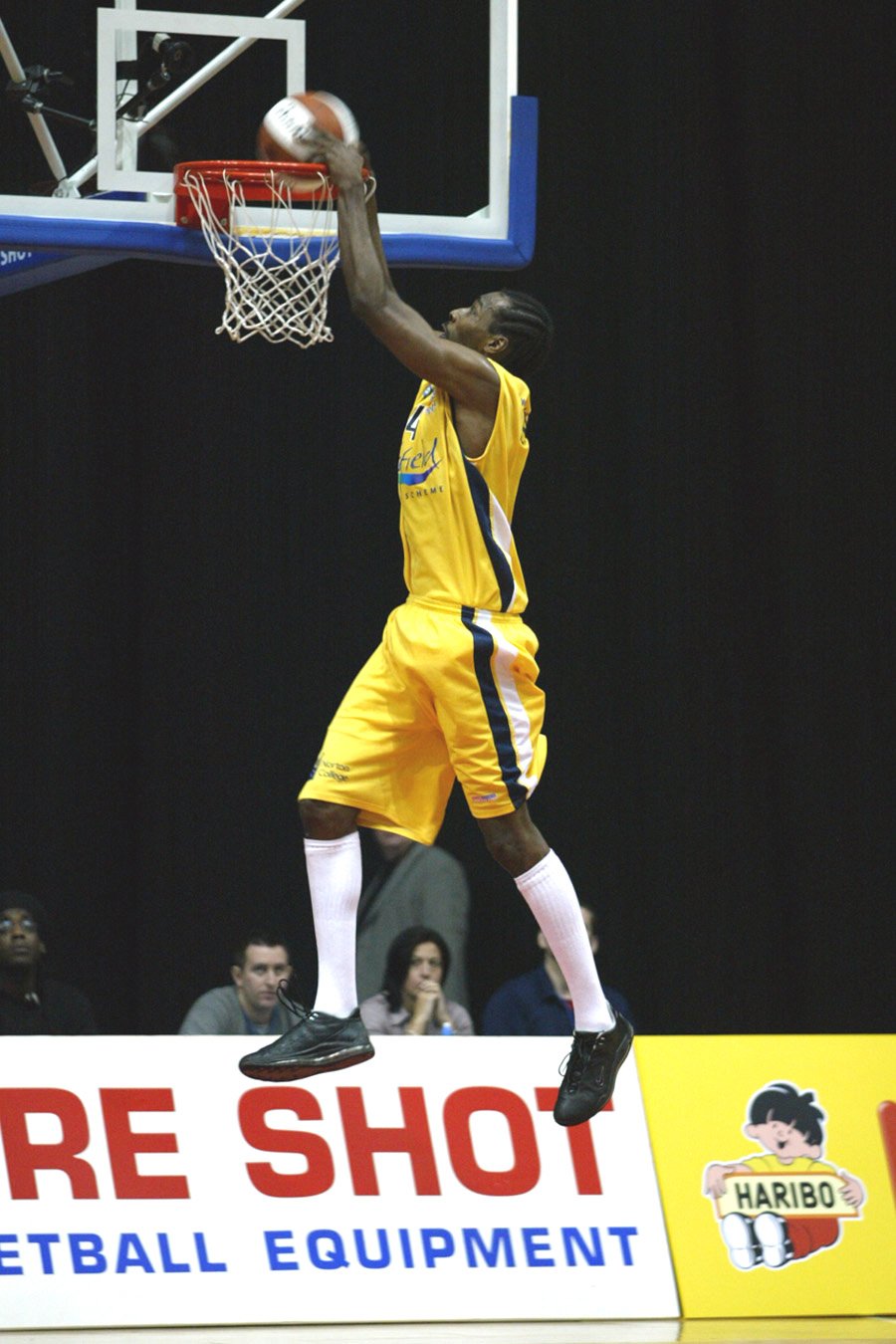 2004 BBL Cup Final - Sheffield Sharks v Scottish Rocks